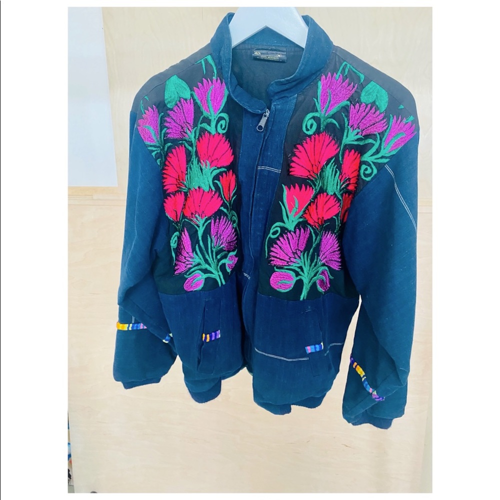 Vintage 80’s Guatemalan embroidered bomber jacket